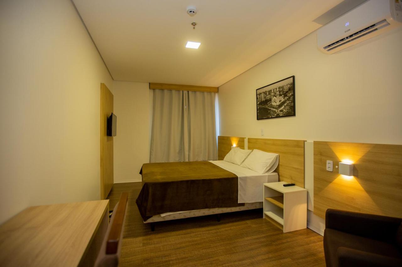 Tri Hotel Chapecó Buitenkant foto