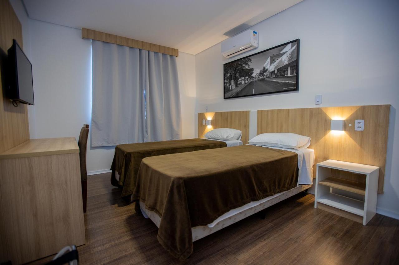 Tri Hotel Chapecó Buitenkant foto