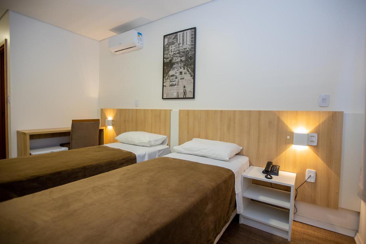 Tri Hotel Chapecó Buitenkant foto