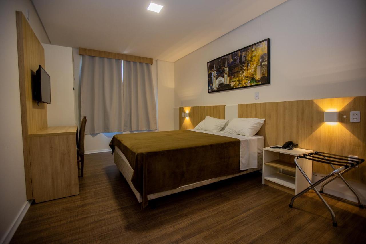 Tri Hotel Chapecó Buitenkant foto